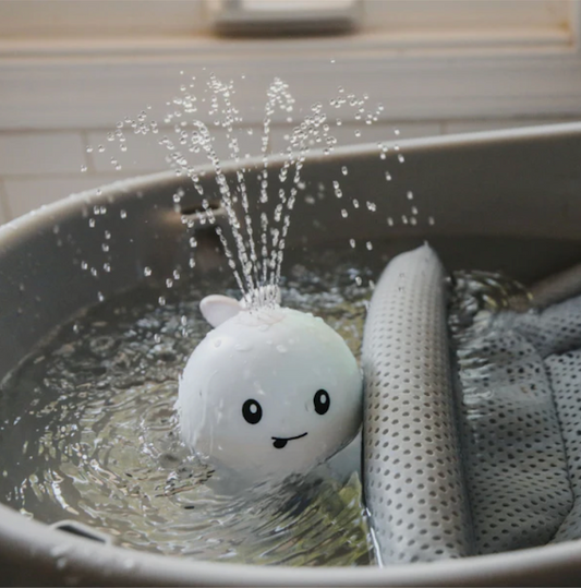 Wubbly-Bubbly Whale Bath Toy