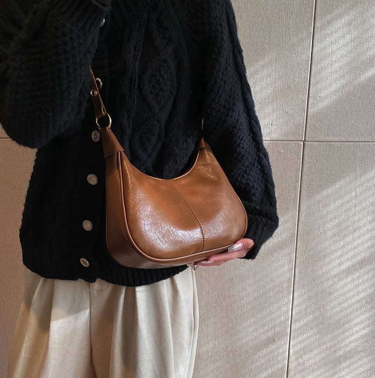 Ava Shoulder Bag